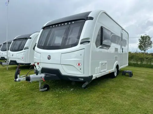 Coachman VIP 460 2025