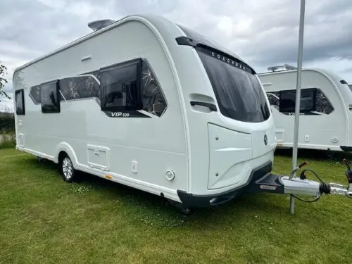 Coachman VIP 520 2025