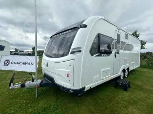 Coachman VIP 675 2025